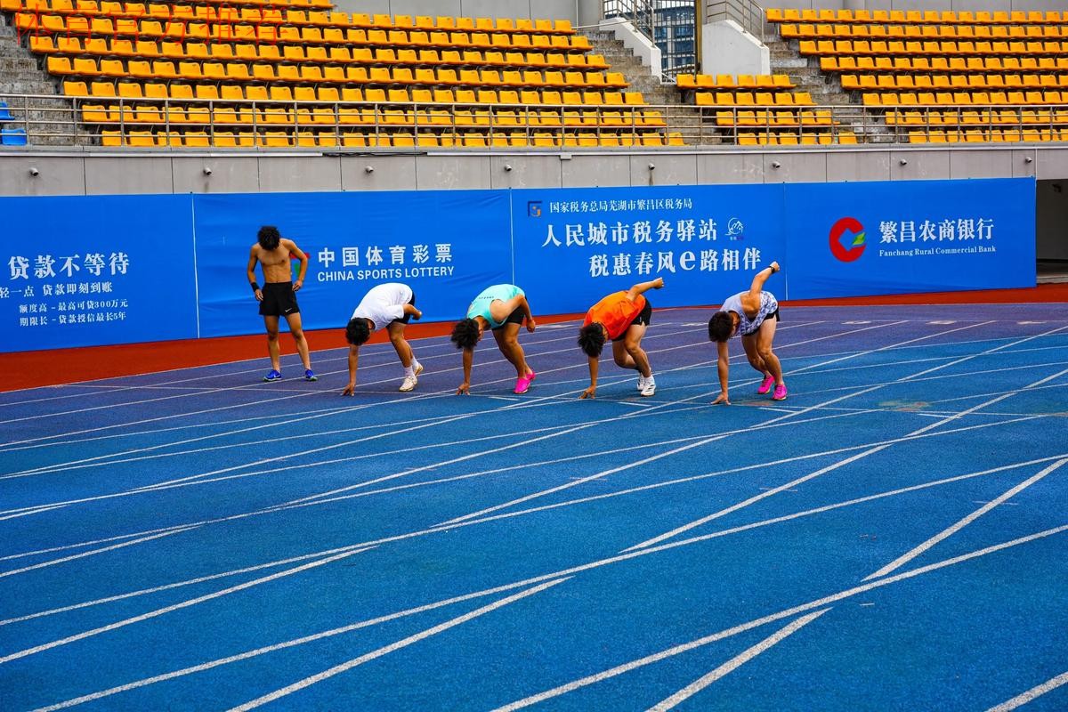 闻令而动 国家田径集训队新周期开训 闻令而动 国家田径集训队新周期开训